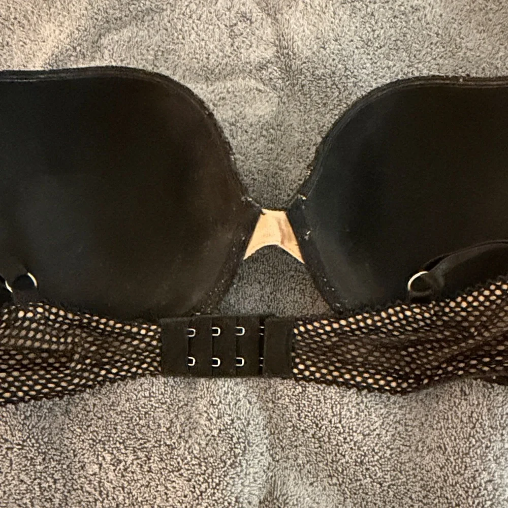 Victoria's Secret Black Mesh Bra - Picture 3 of 6
